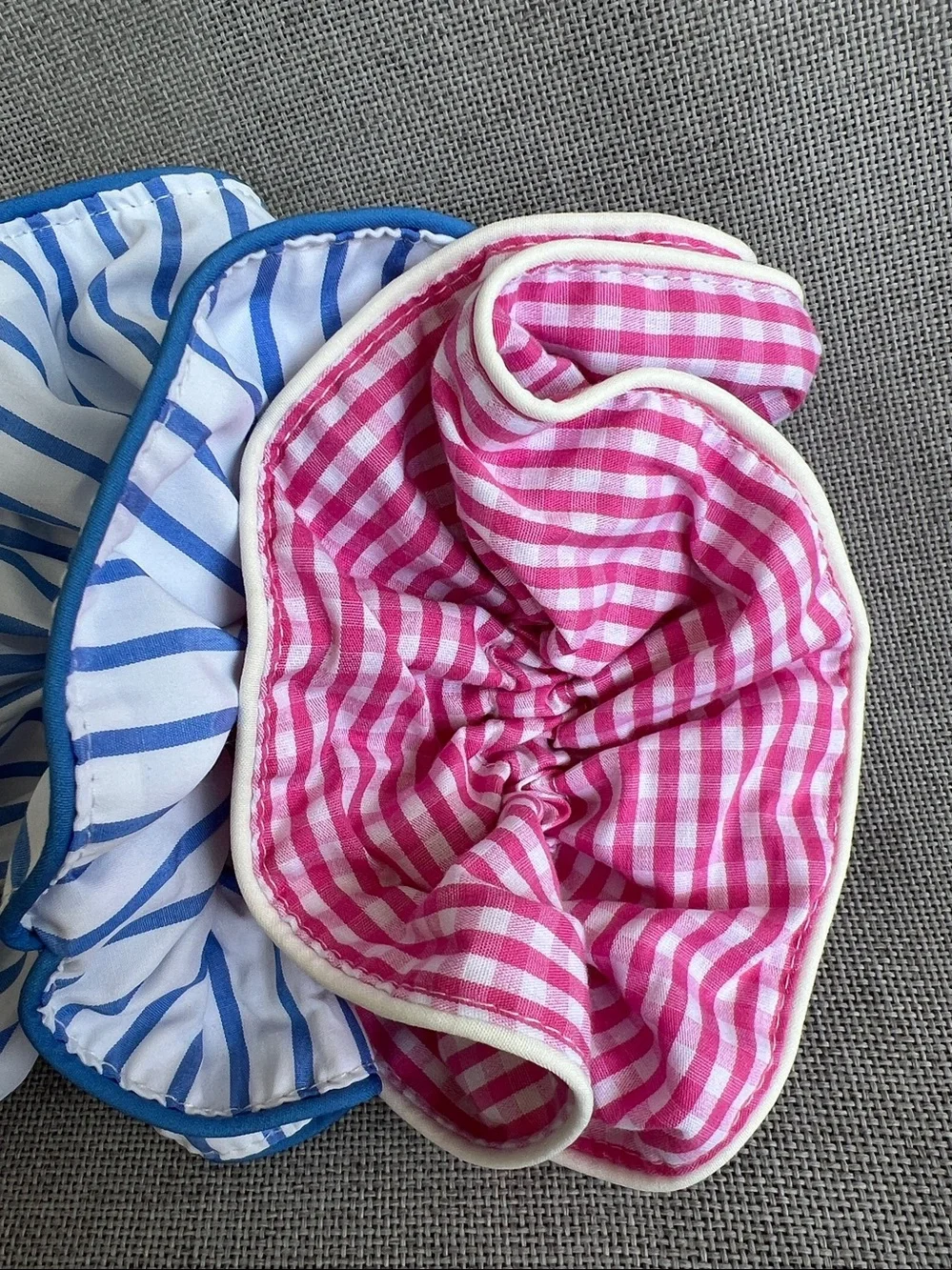 Piper K scrunchie set of 2 stripes checkers white blue pink NWT
